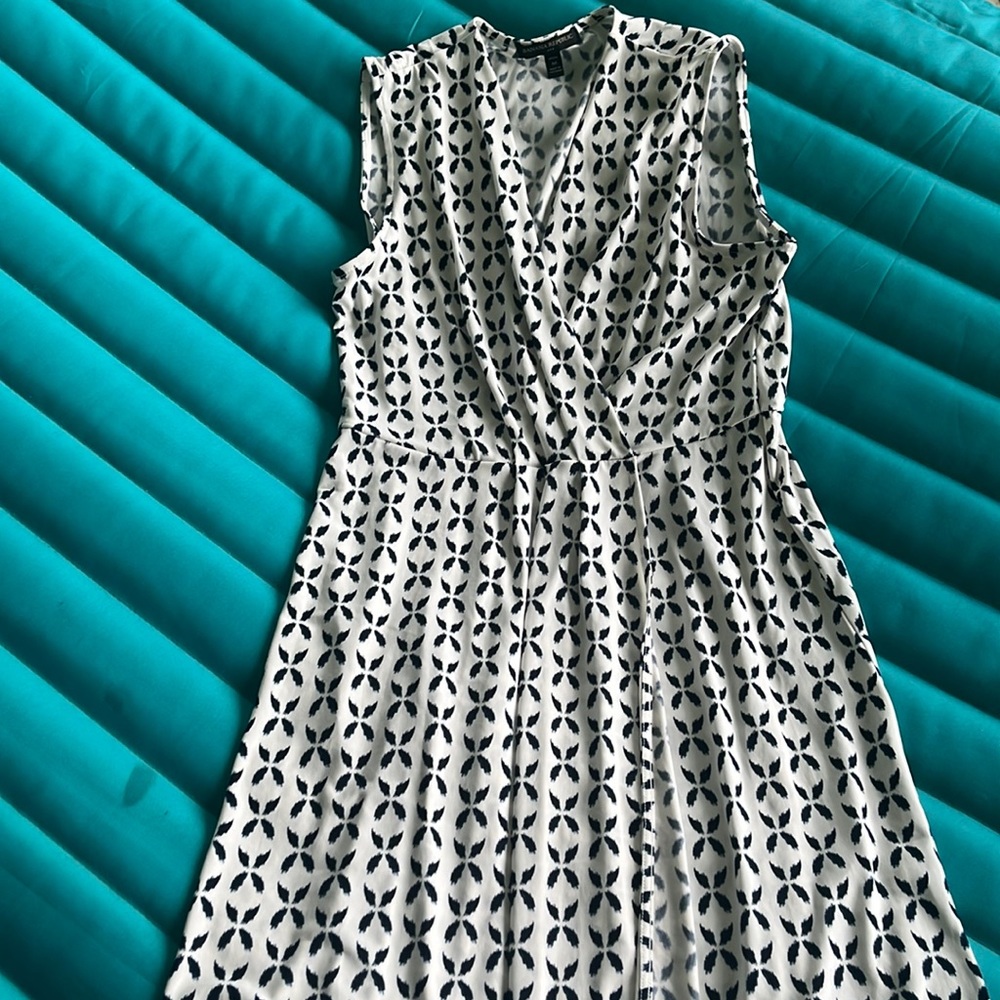 Sleeveless summer dress, size M petite